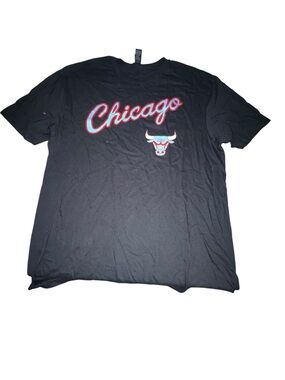 Chicago Bulls Black Graphic Tee
